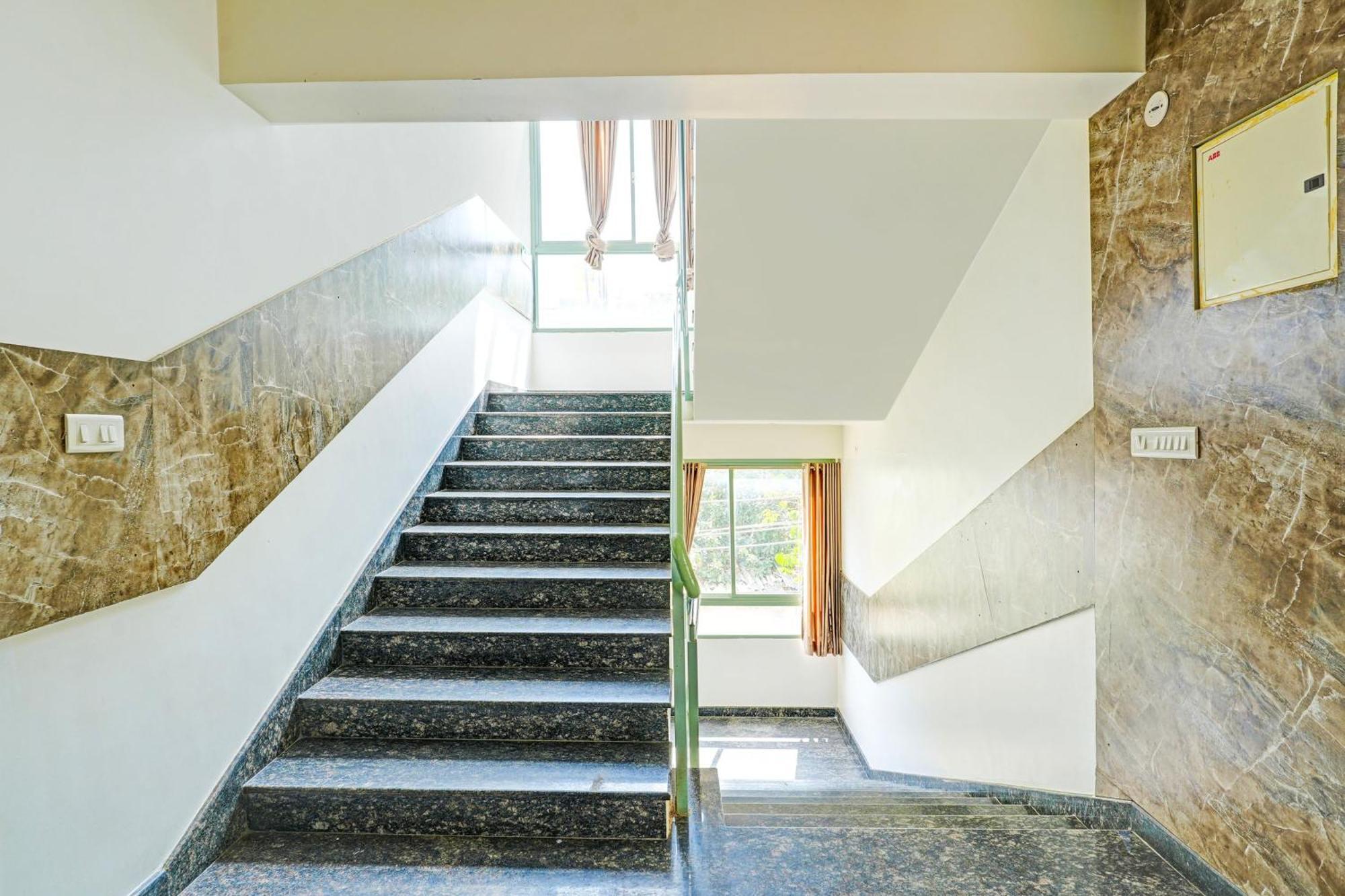 Super Hotel O Kaveri Road Mysore Narasimharaja Puram Zewnętrze zdjęcie